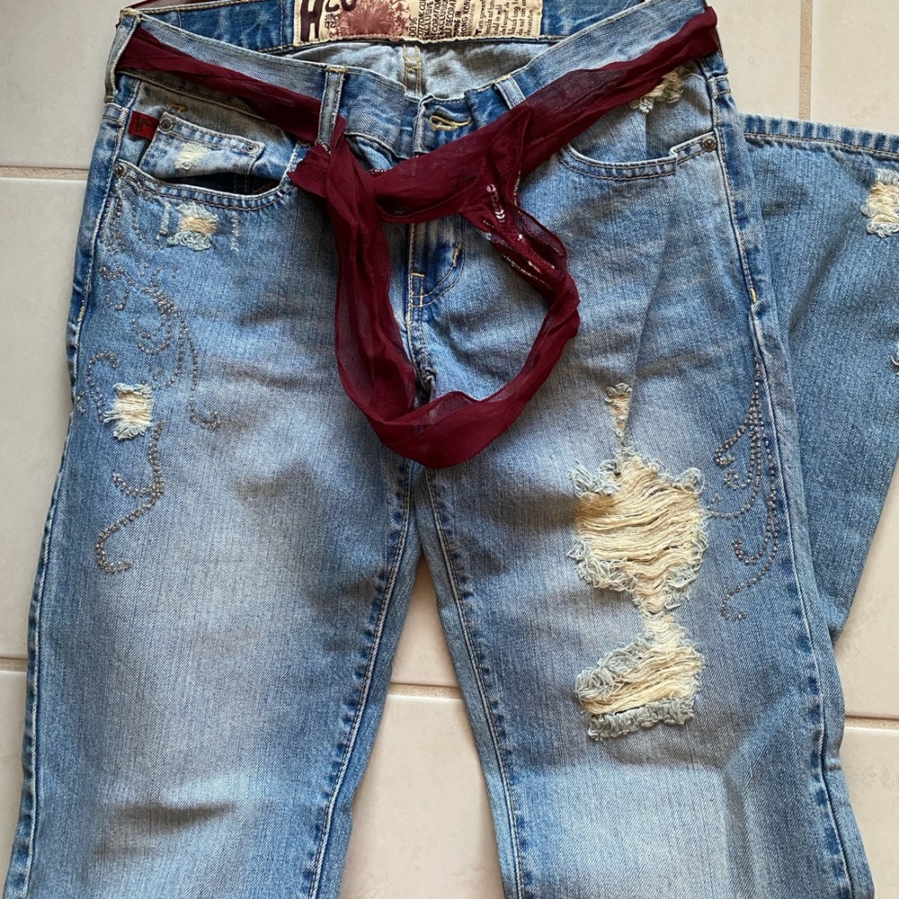 Hollister vintage Betty wide legged frayed jeans with belt size 3